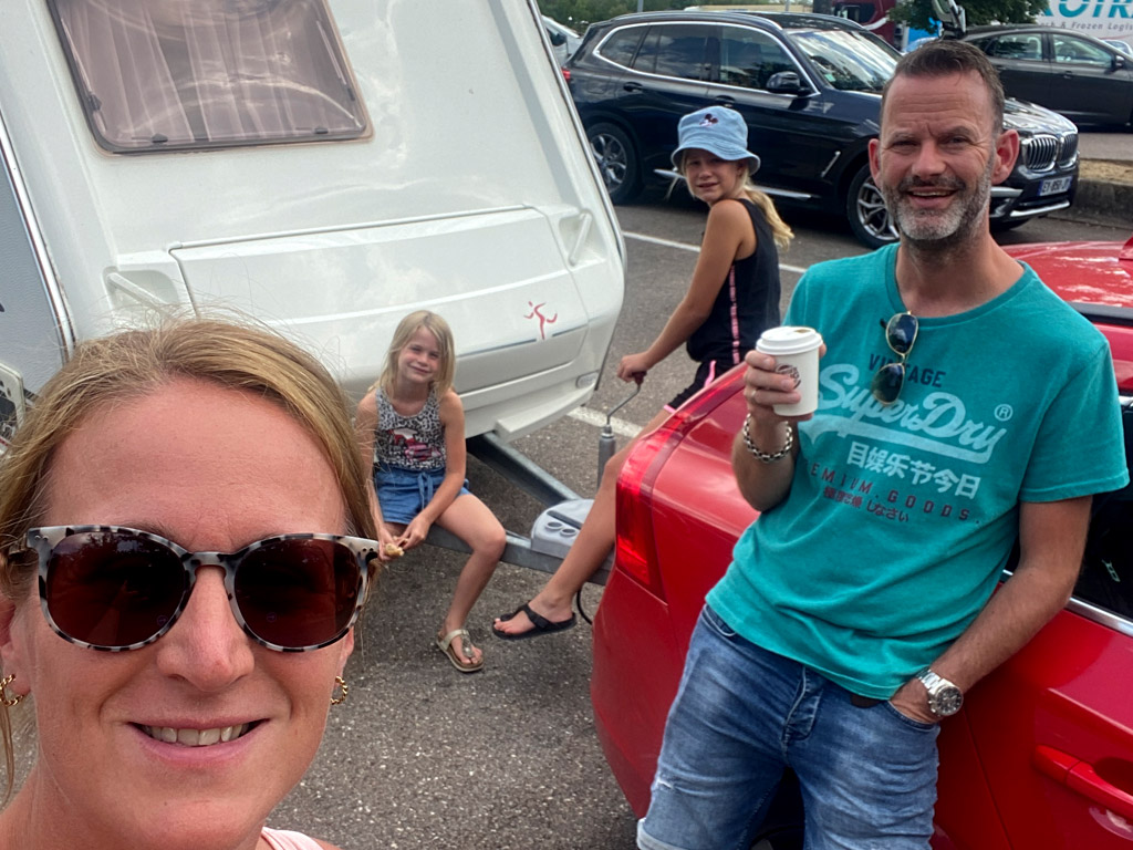 Gezond eten wanneer je op reis bent naar de camping