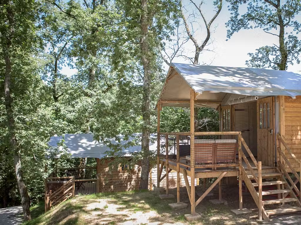 Camping Domaine De Fromengal 8