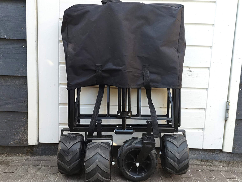 Deze strandkar van Redwood is gemakkelijk op te vouwen