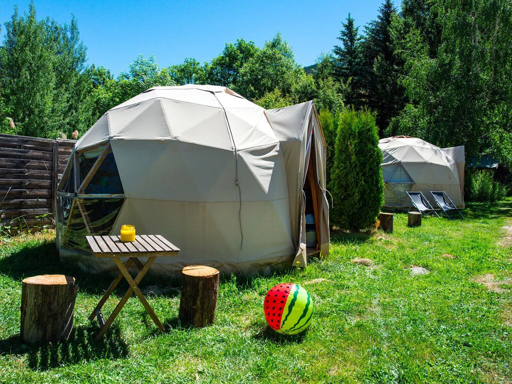 Flower Camping Le Montana 6