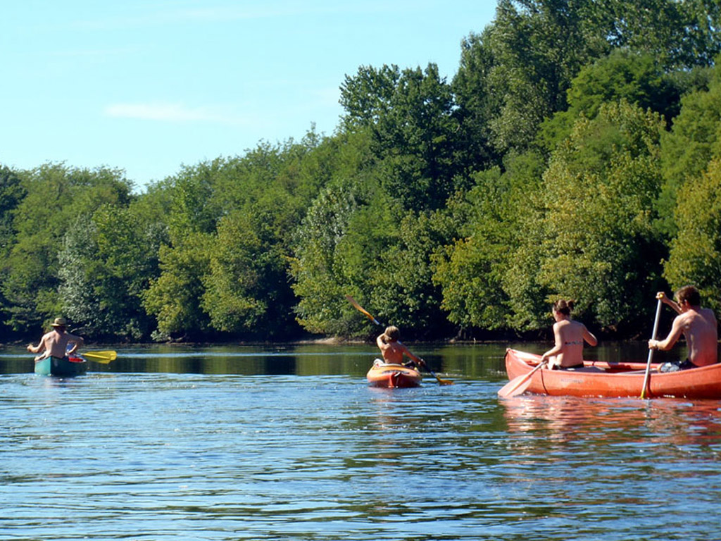 Camping Le Port De Limeuil 12