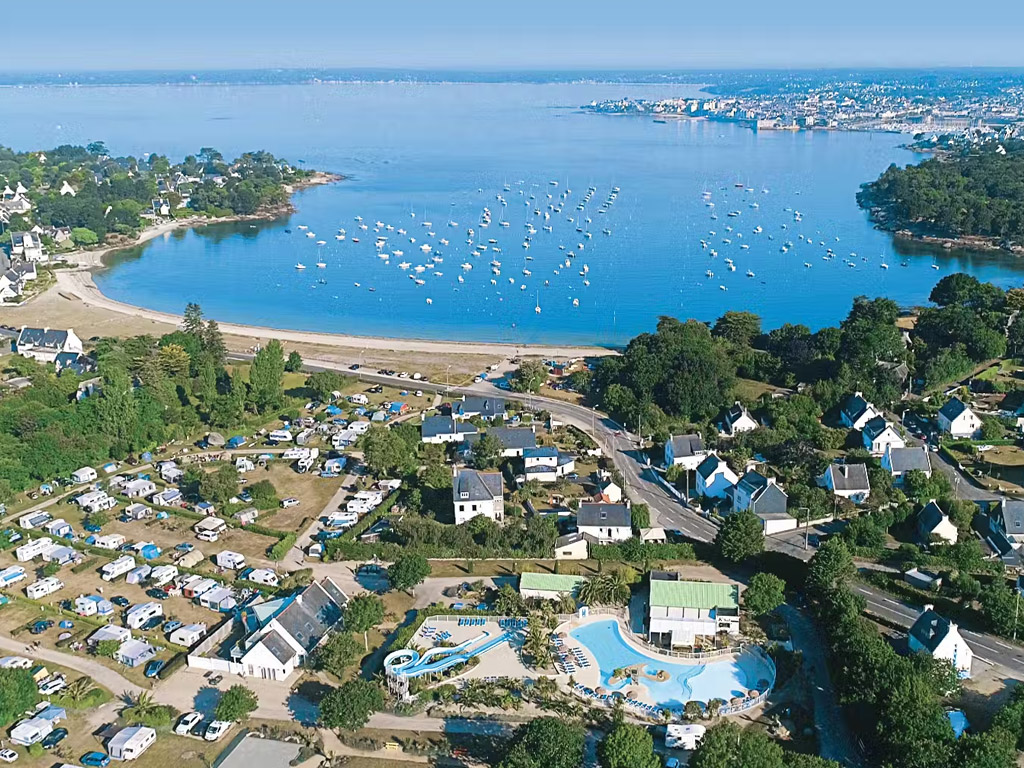 Camping Le Cabellou Plage 1