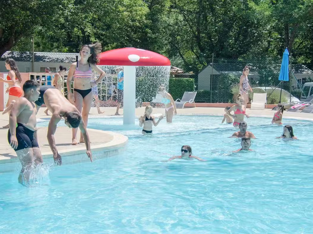 Camping Les Plans 10