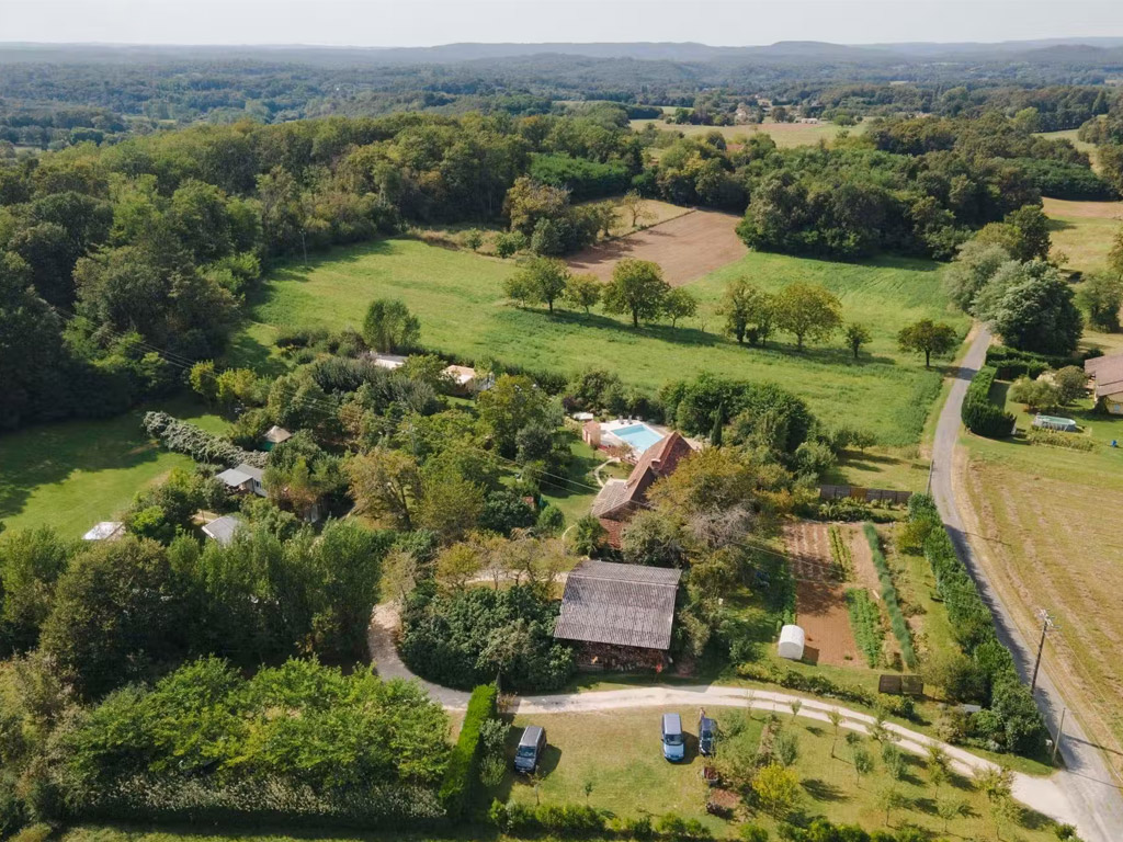 Camping Naturiste Le Champ De Guiral 1