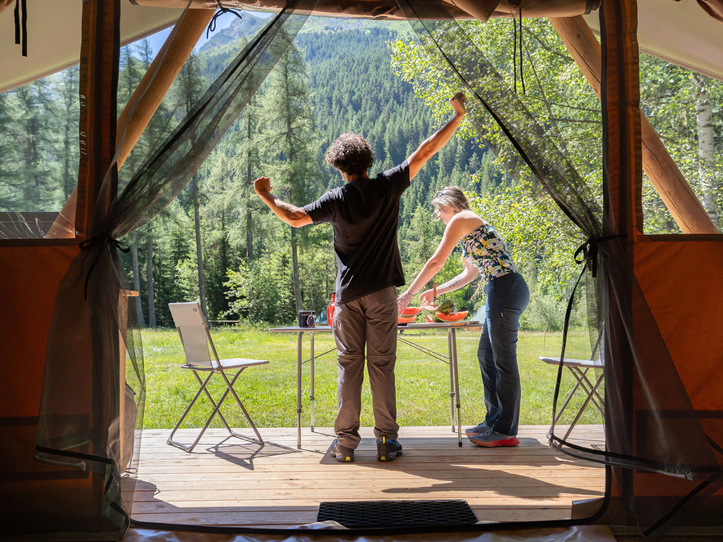 Camping Huttopia Champagny En Vanoise 11