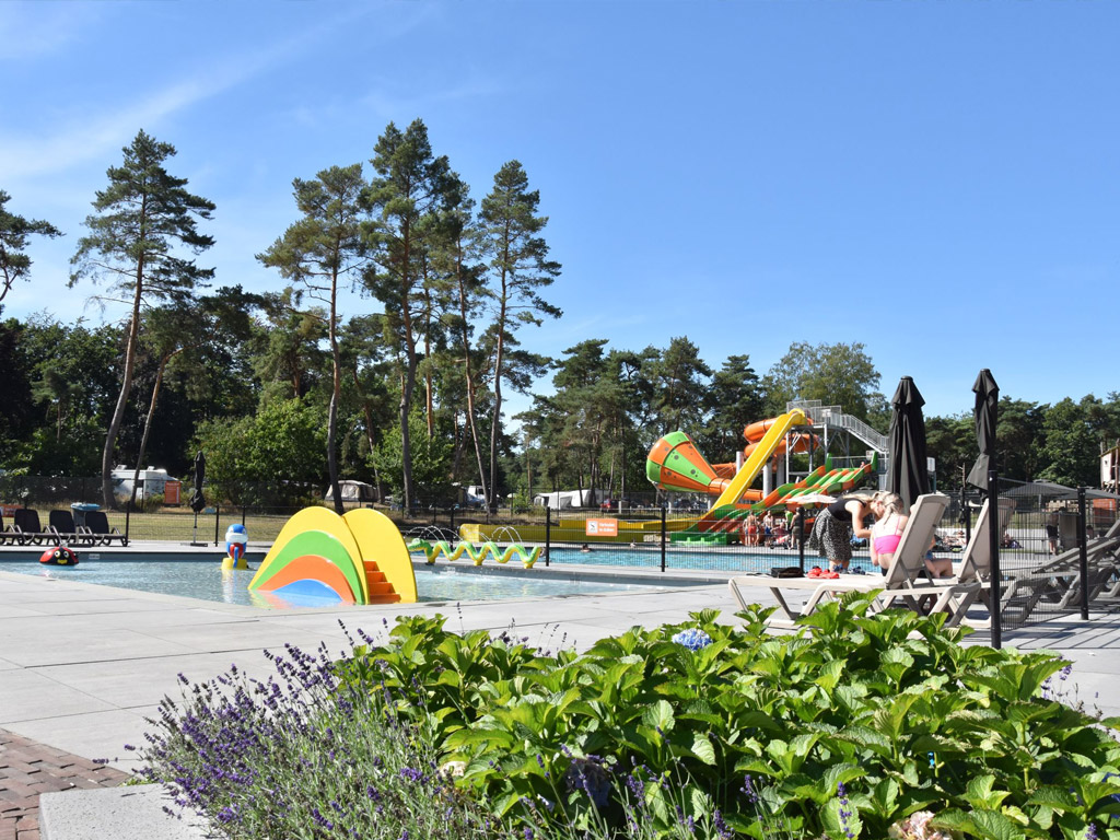 Camping Ommerland 16