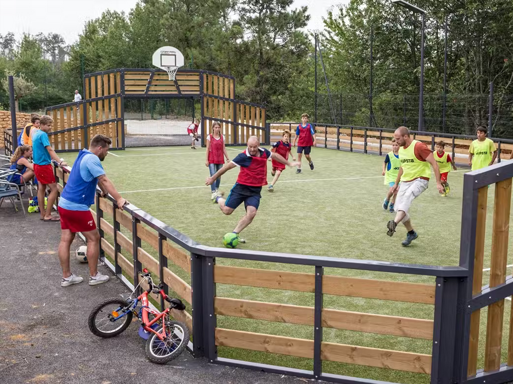 Camping Domaine De Fromengal 4