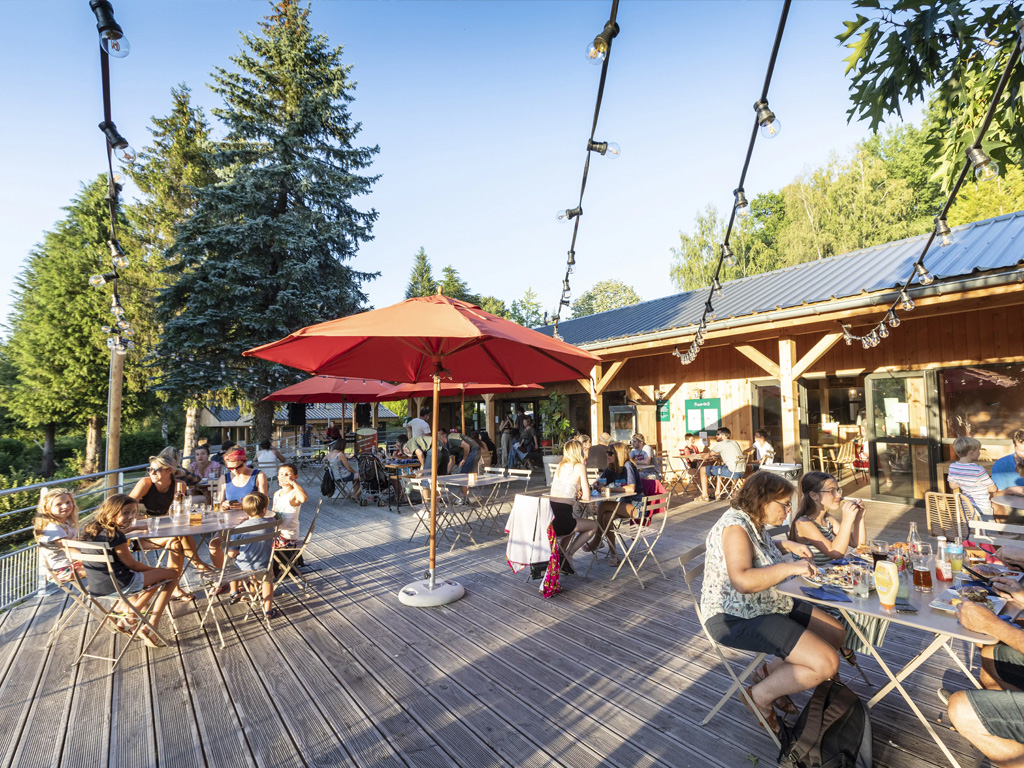 Camping Huttopia Lac De La Siauve 5