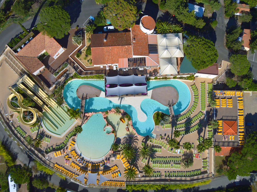 Chique camping met Caribisch Waterpark