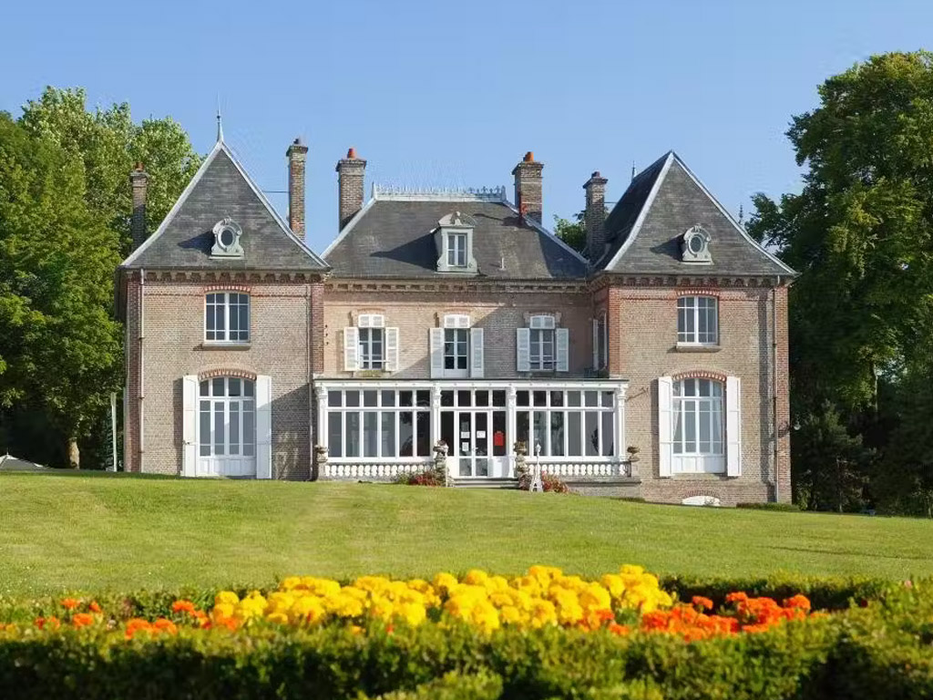 Domaine De Drancourt 1