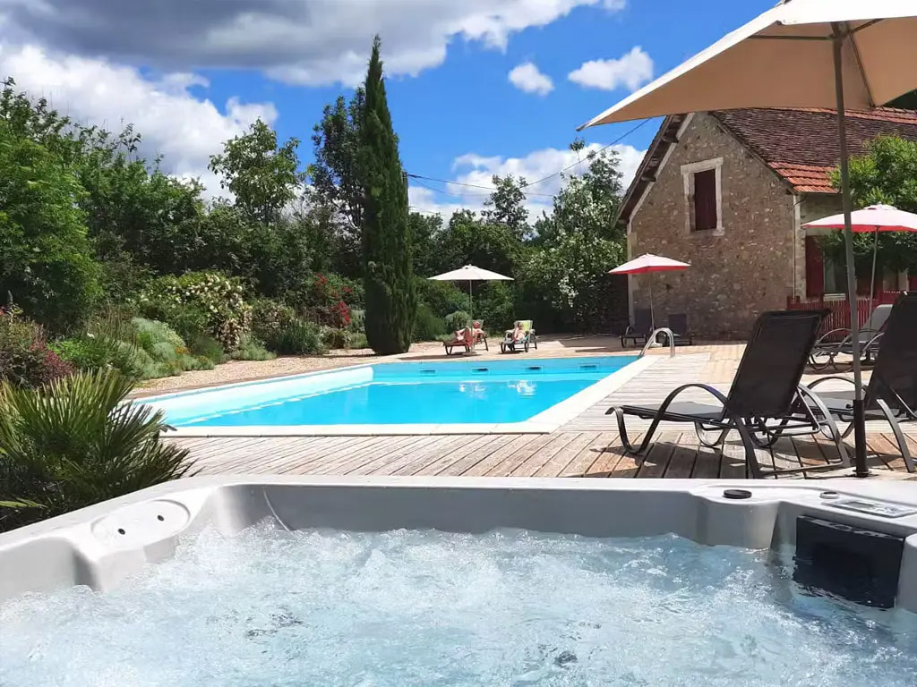 Bezoek een mooie naturistencamping in Frankrijk