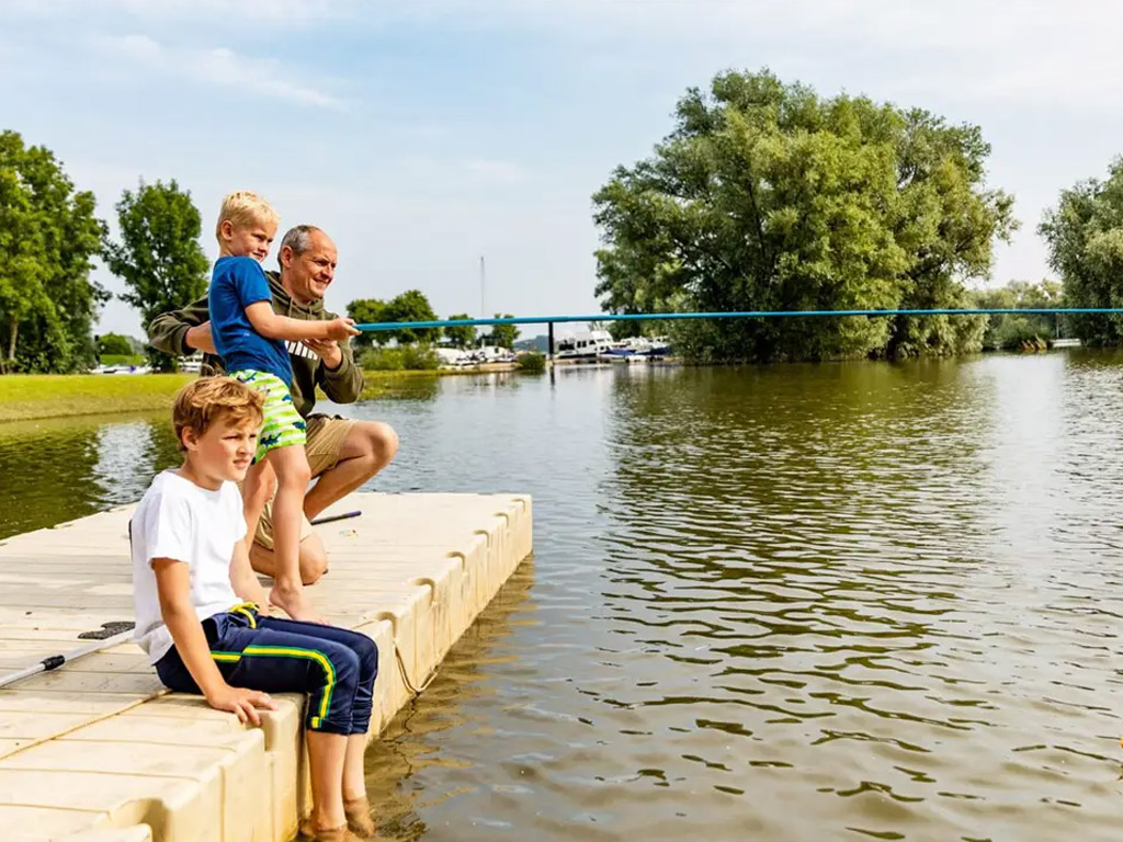 Nederlandse camping, prachtig gelegen aan de IJssel&nbsp;waar je heerlijk kunt vissen