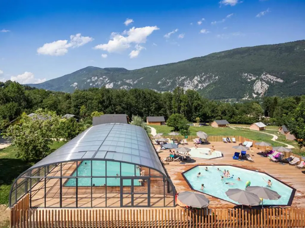 Natuurcamping aan het meer van Aiguebelette