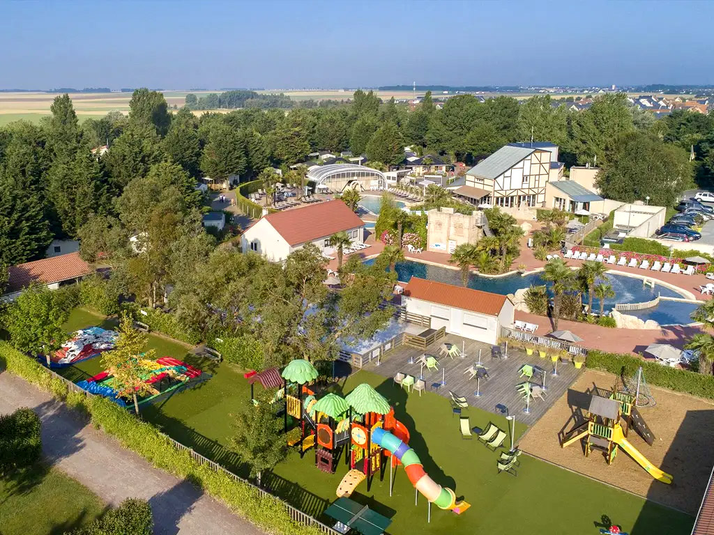 Laat je kleine baby kennismaken met het campingleven in Frankrijk