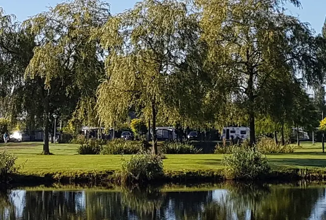 De 15 mooiste charmecampings van Nederland
