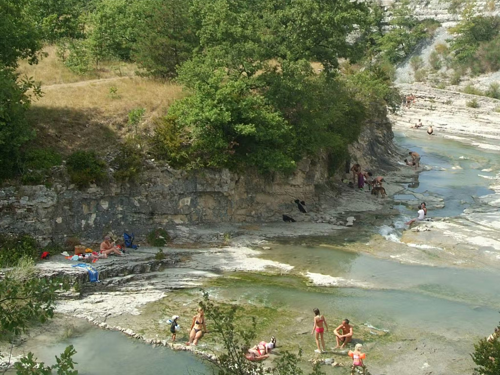 Les Bois Du Chatelas 8