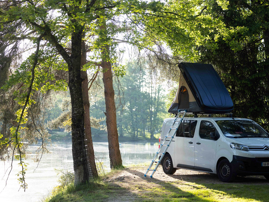 Camping Domaine Des Messires 4