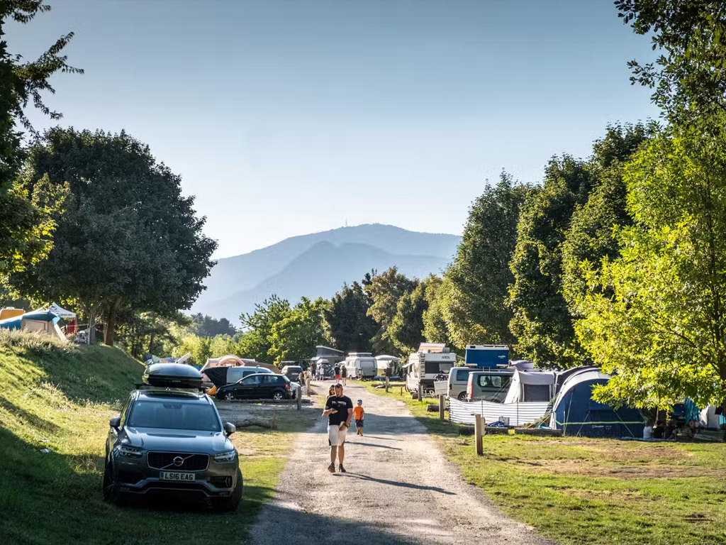 Camping Huttopia Lac De Serre Poncon 6