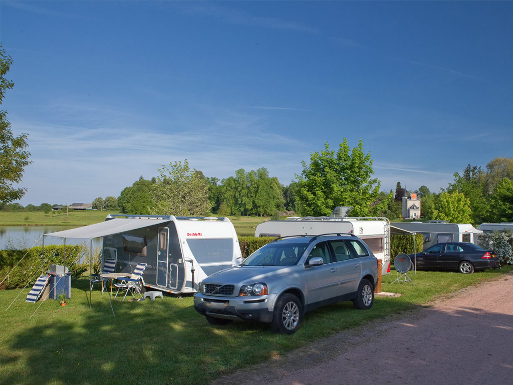 Castel Camping Chateau De Poinsouze 8