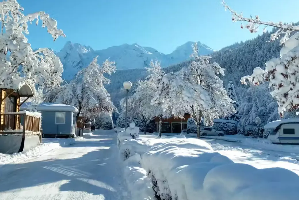 10 x wintersportkamperen in de Franse Alpen