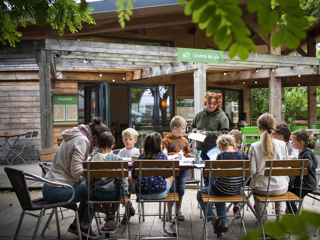 Huttopia Camping Les Chateaux 2