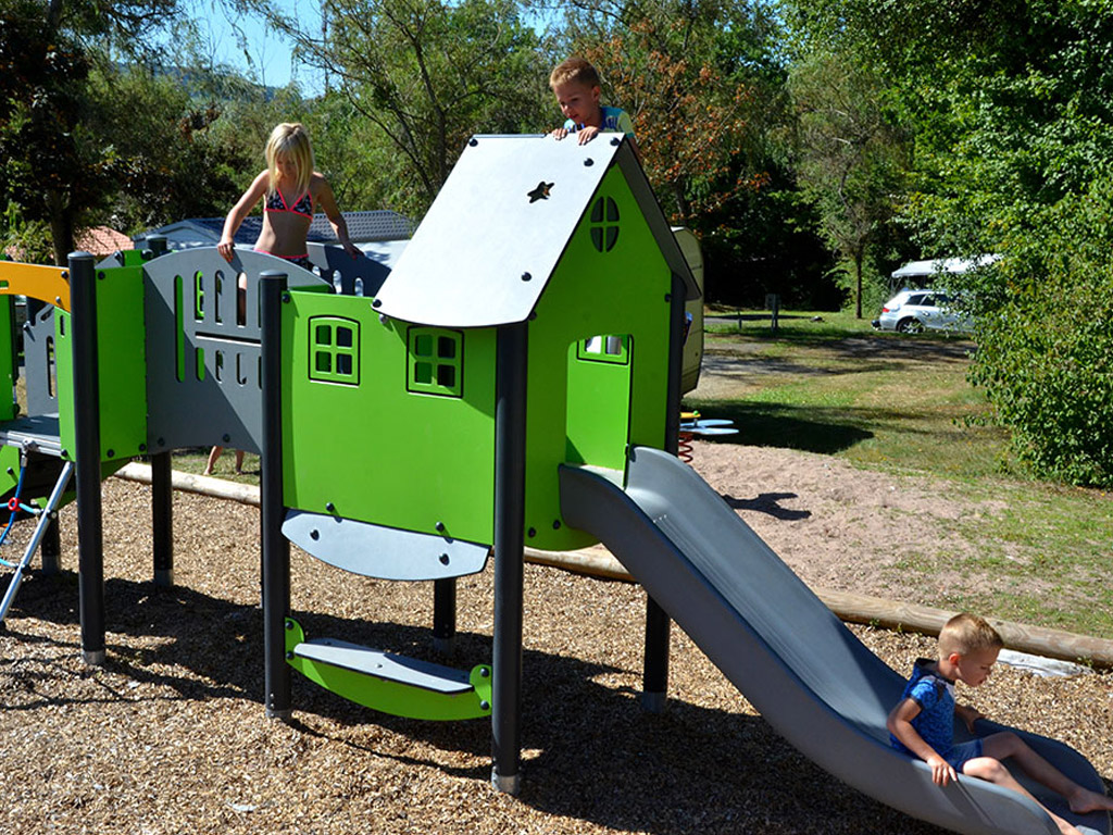 Camping Le Bois Des Ecureuils 6