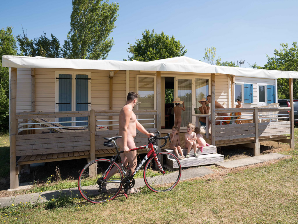 Naturistencamping Deveze 5