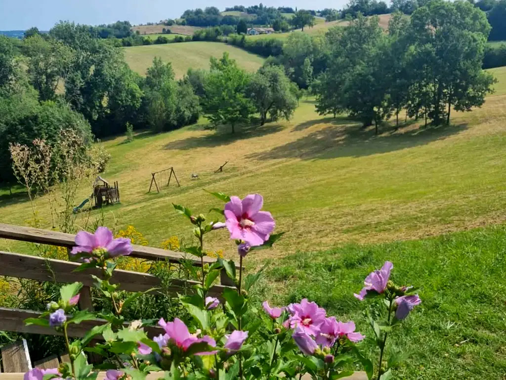 Schitterend uitzicht over de vallei van deze franse camping