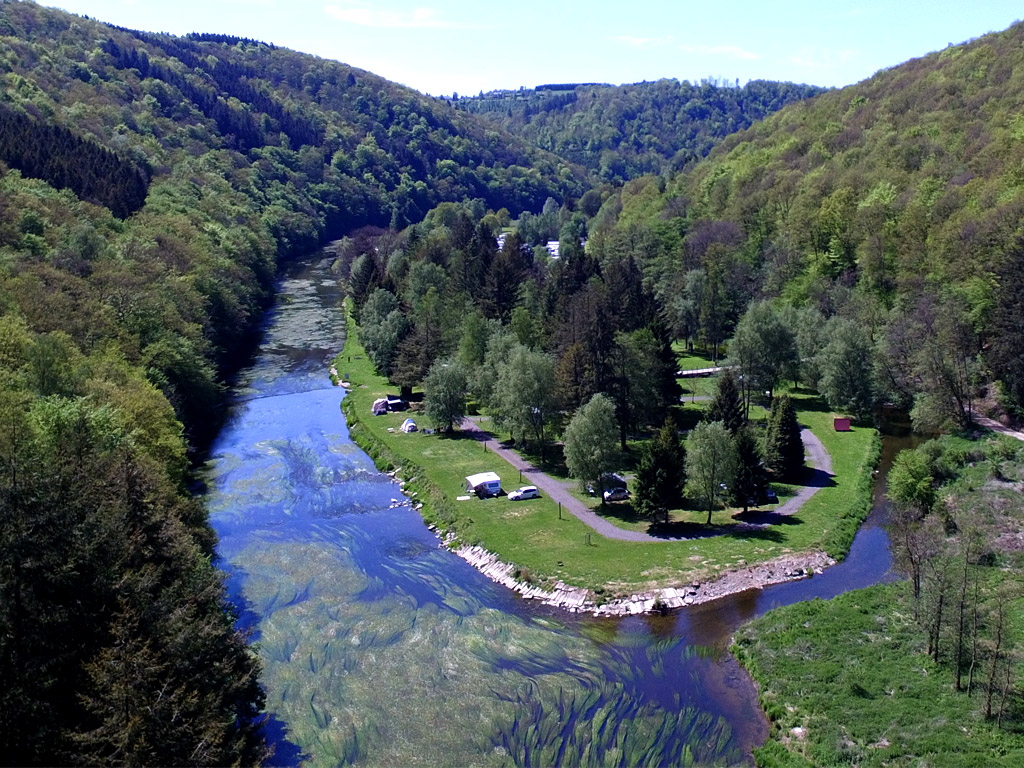 Camping op een eiland in de Ardennen