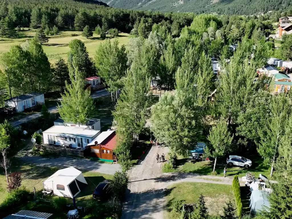 Flower Camping Le Montana 11