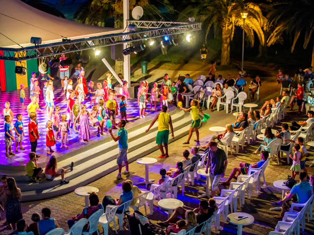 Camping Marine D Erba Rossa 7