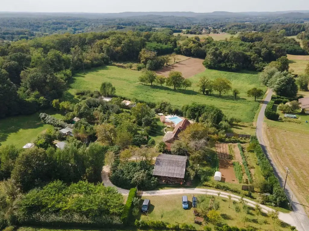 Doe spontaan mee met de muziekavond of het jeu de boules toernooi