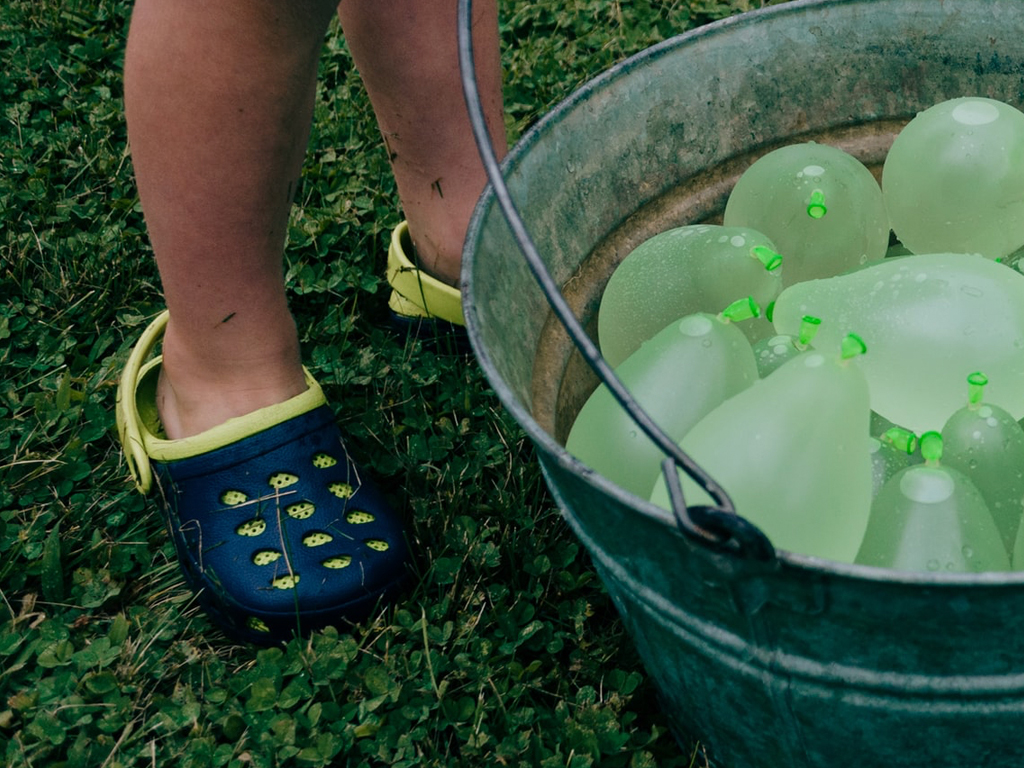 Crocs op de camping