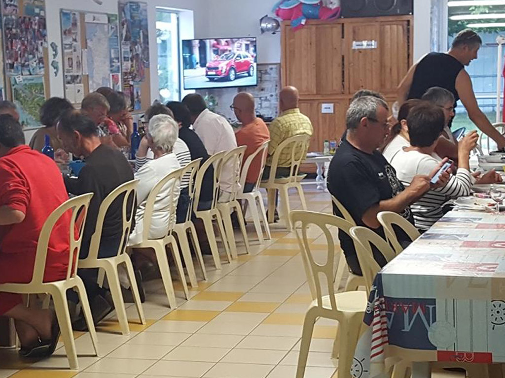 Camping Le Petit Dauphin 6