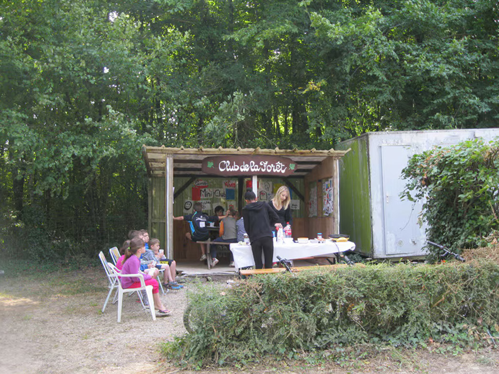 Flower Camping De La Foret 7