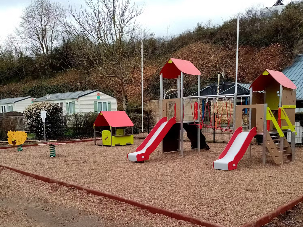 Camping Les Portes L Anjou 1