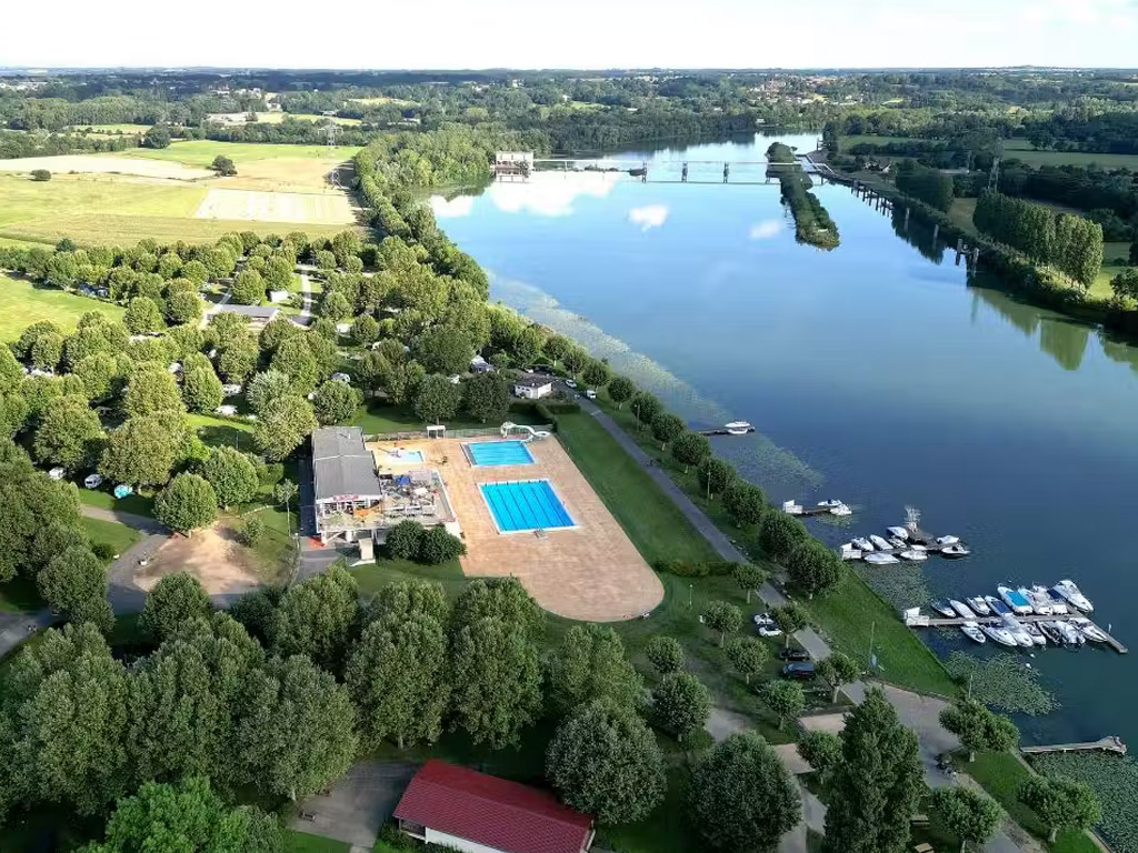 Camping De Thoissey 1