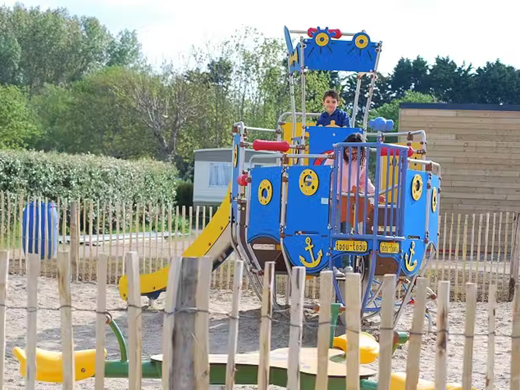 Flower Camping Cap Finistere 7