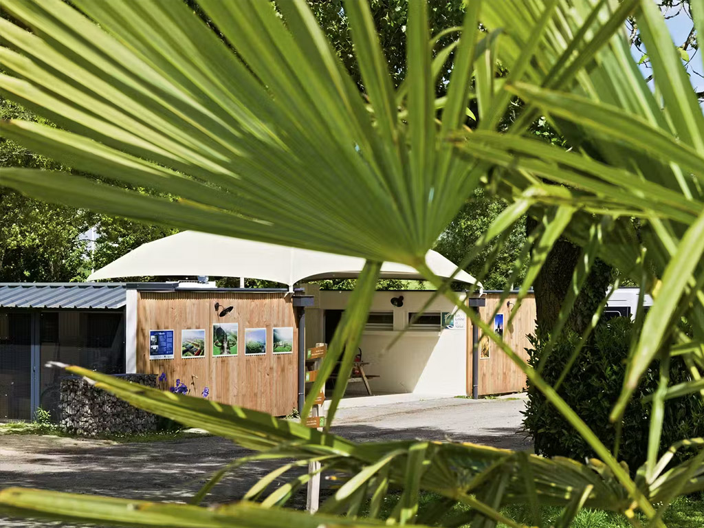 Onlycamp Tours Val De Loire 7