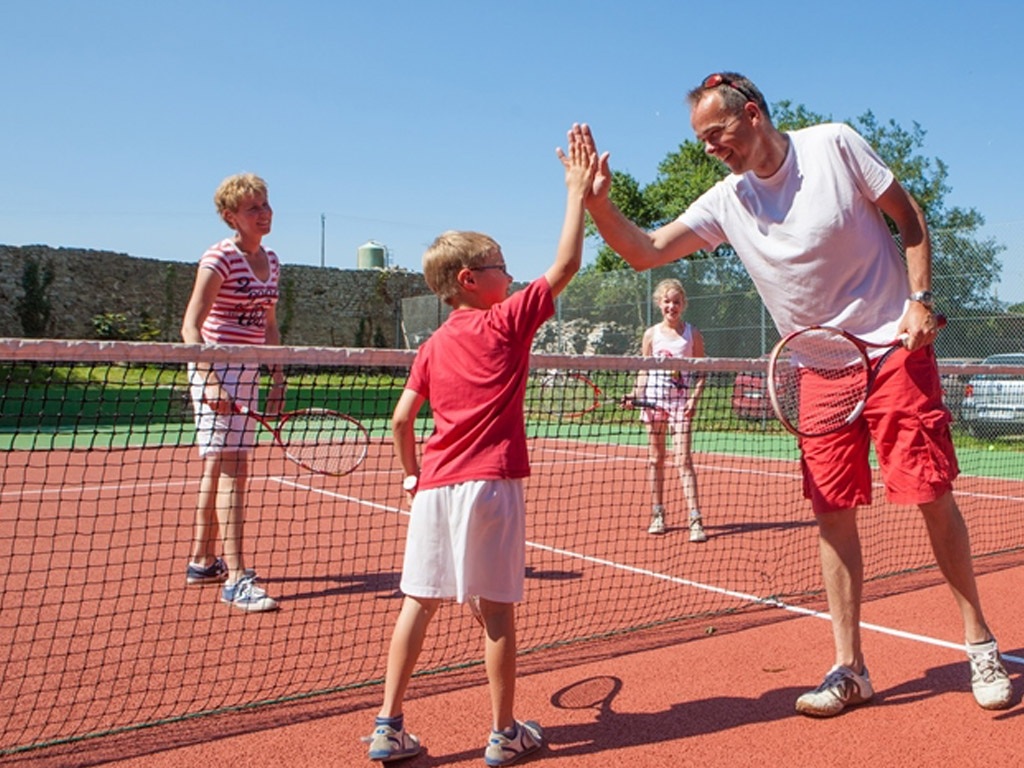 Castel Camping Chateau De Lez Eaux 8