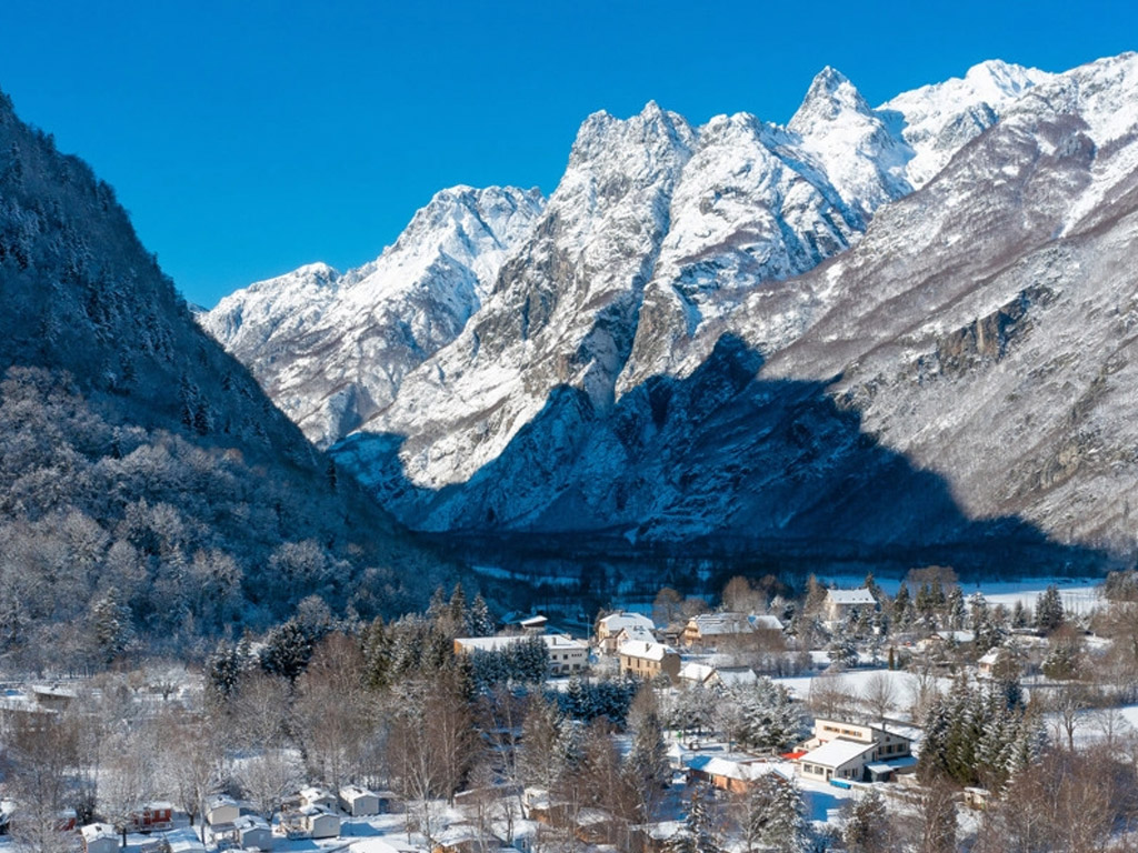 Kamperen in de winter in de Franse alpen