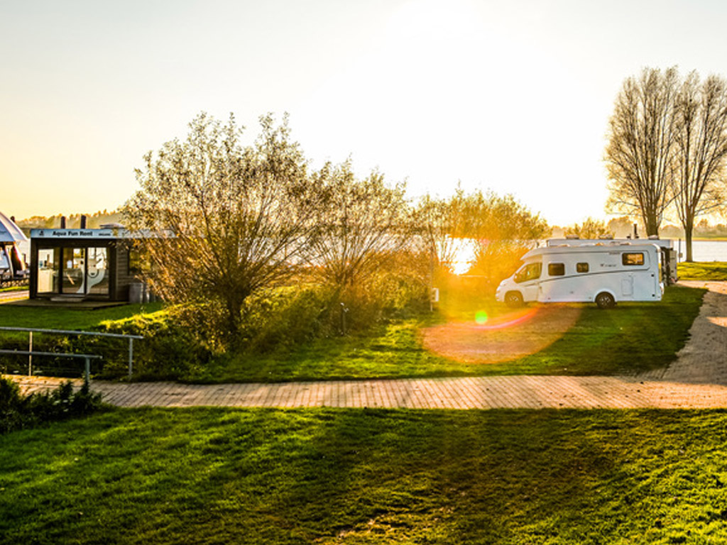 Ga op zoek naar de mooiste camper campings van Nederland