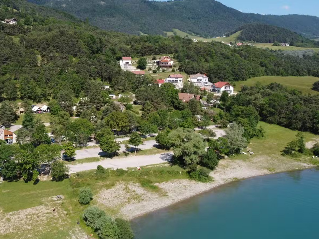 Camping De La Plage Treffort 1