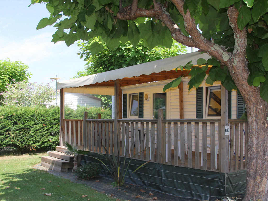 Camping Les Catalpas 12