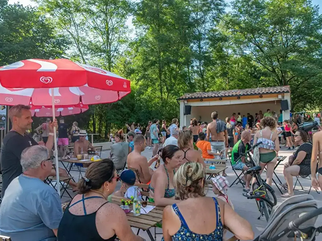 Camping Les Plans 17