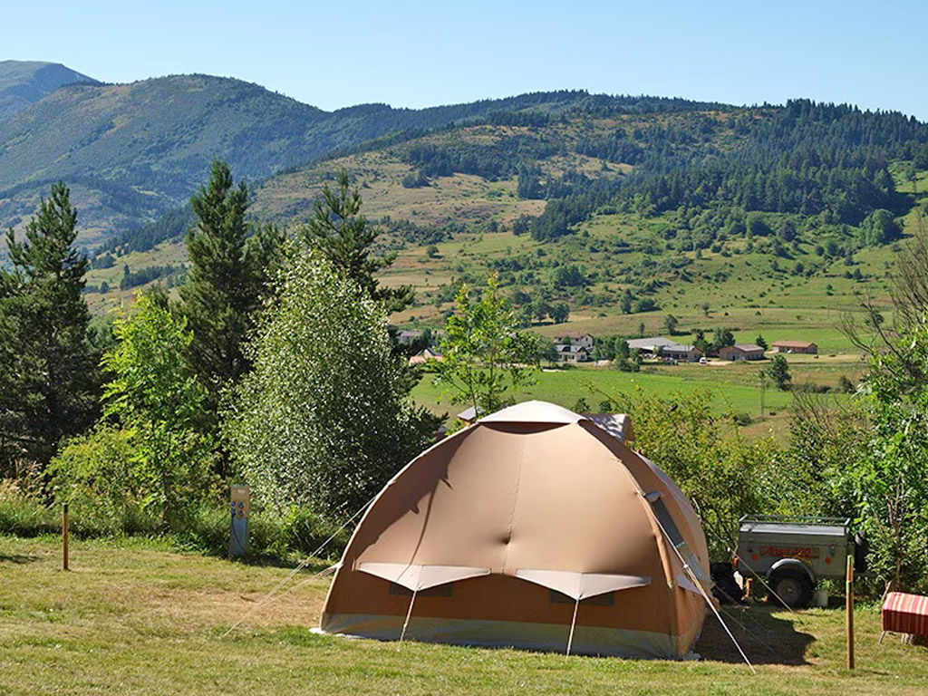 Camping Les Sapins 1