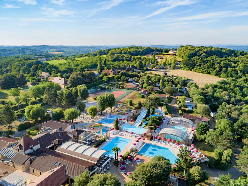 Sarlat ligt op 10 kilometer vanaf de camping