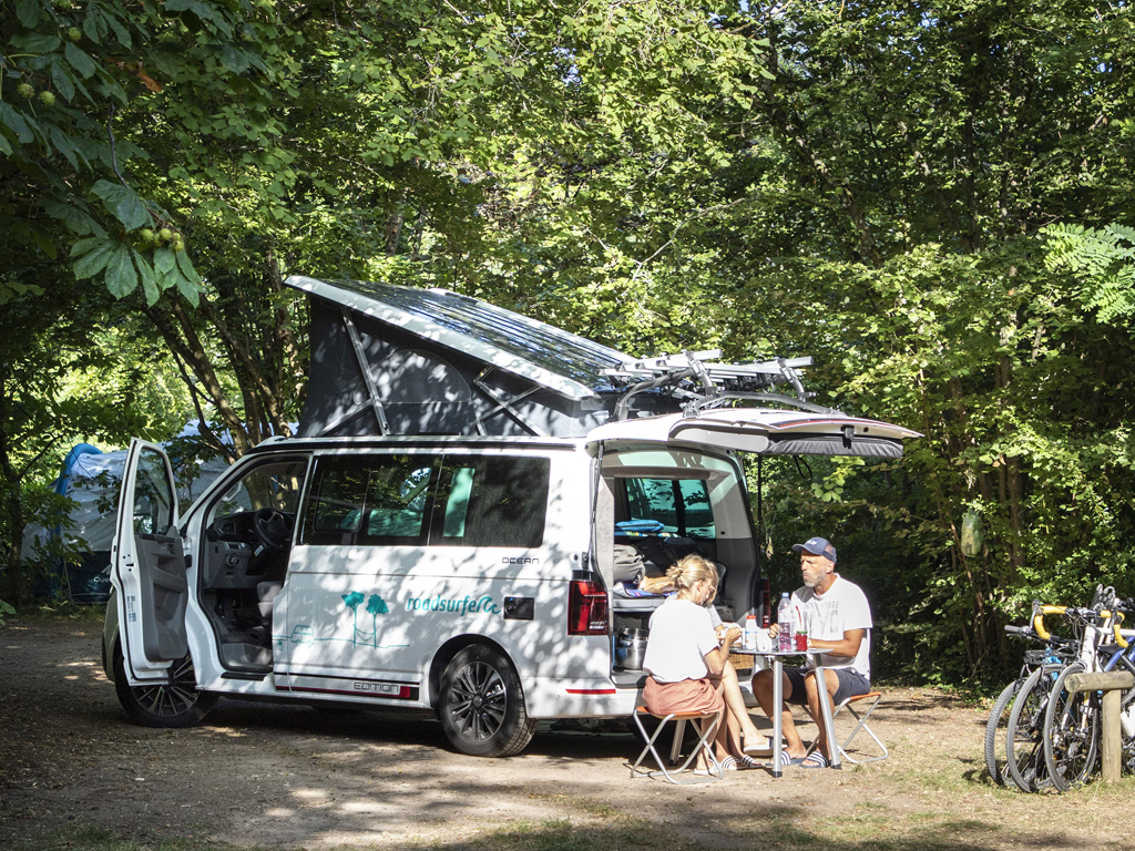 Huttopia Camping Royat 4