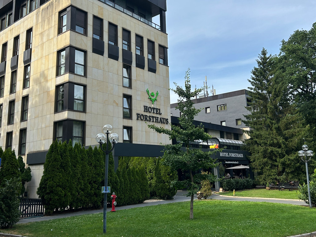 Starten met een luxe overnachting in Duitsland