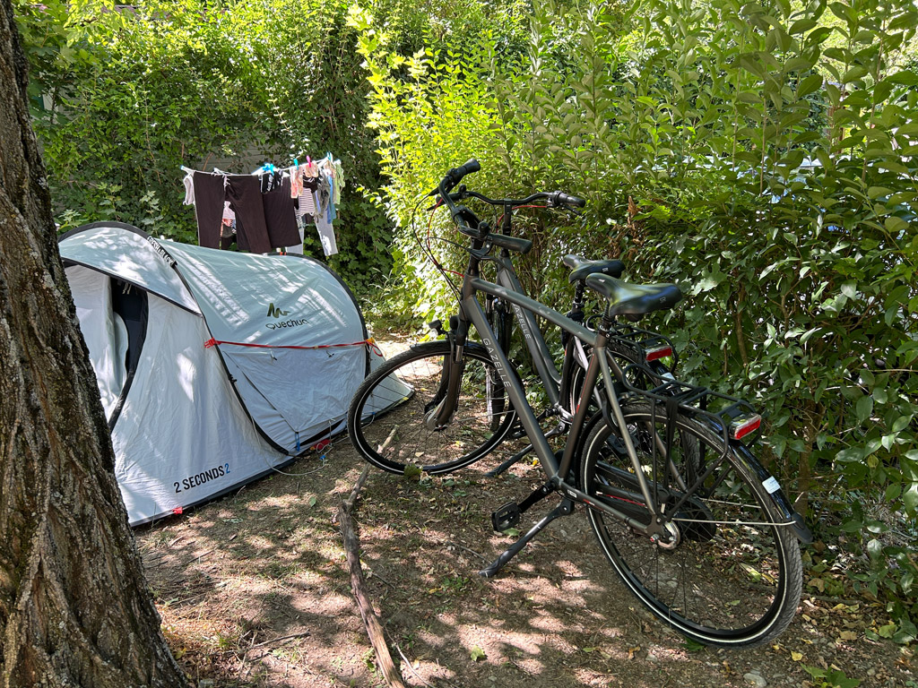 We namen twee fietsen mee tijdens onze kampeervakantie in Frankrijk